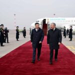Казакстандын премьер-министри Олжас Бектенов Кыргызстанга келди — Новости Кыргызстана